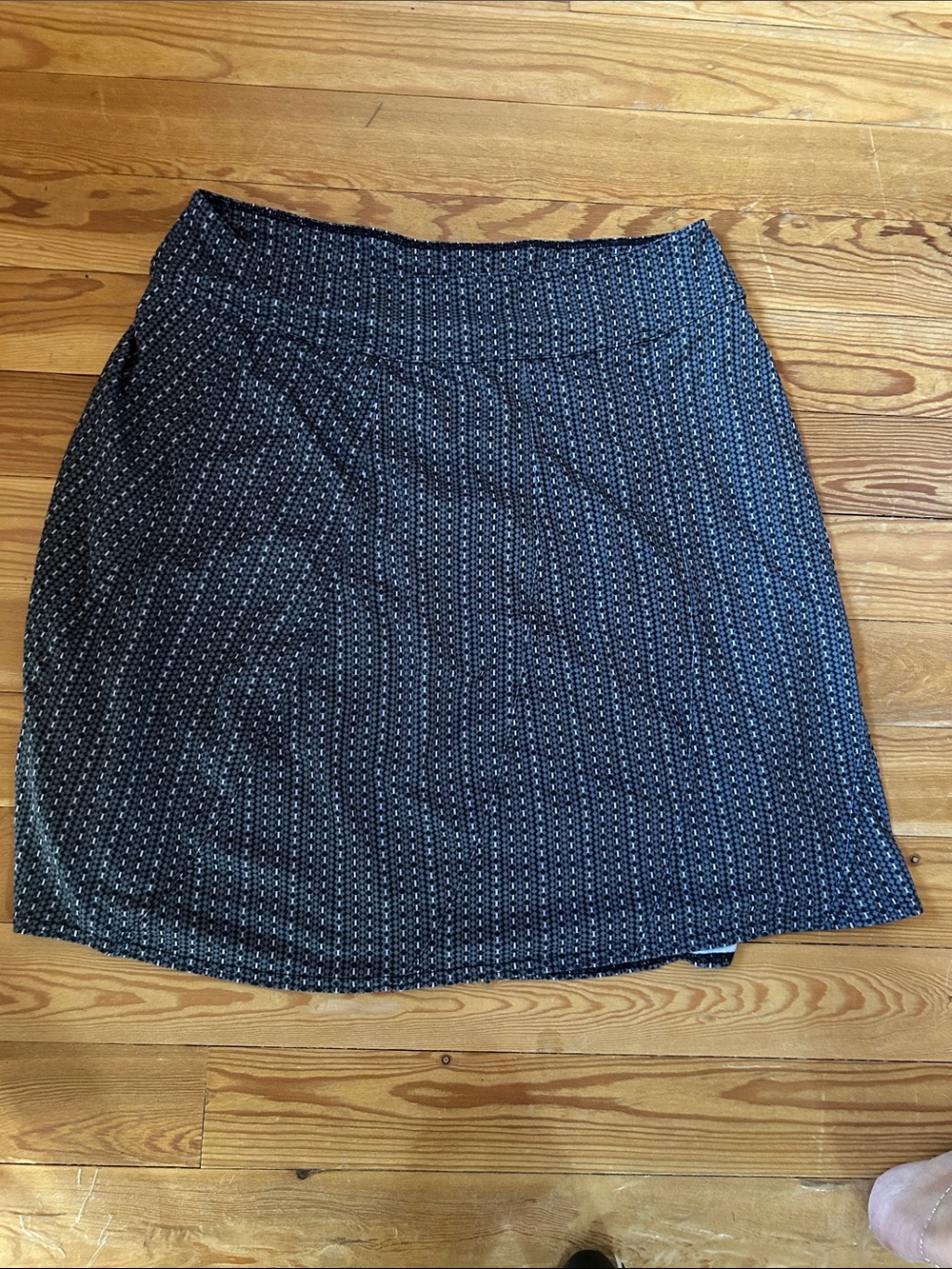 Prana black and Grey Patterned Mini Skirt